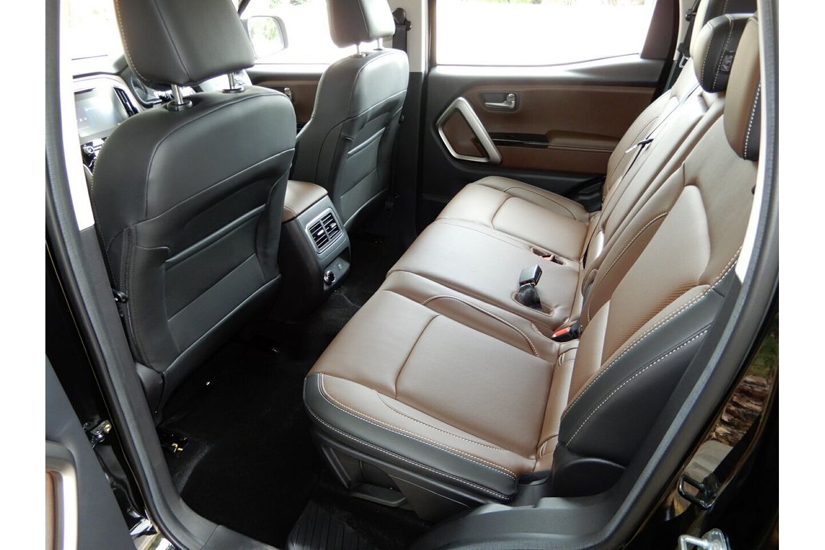 2025 Mahindra Scorpio Z8L
