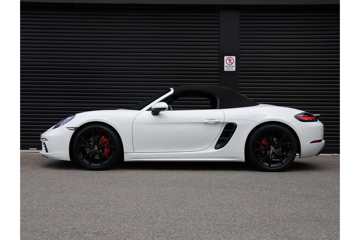 2016 Porsche 718 Boxster S 982