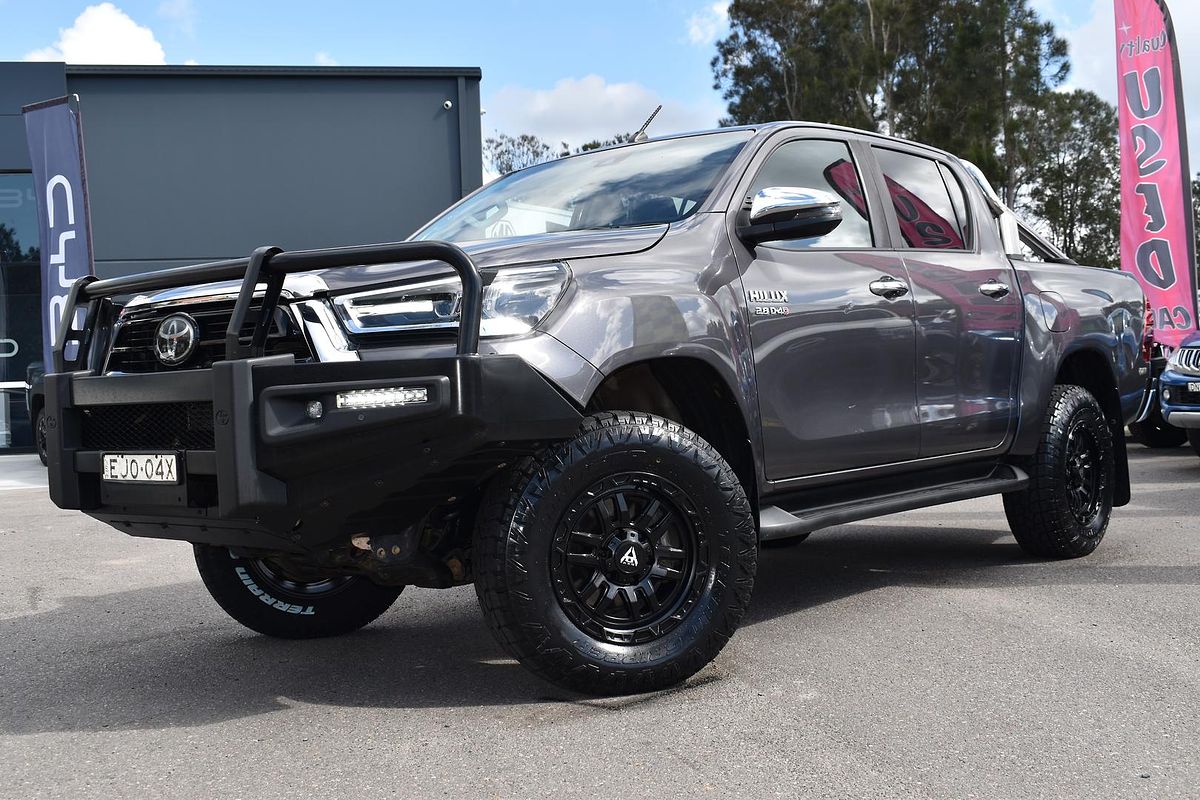 2020 Toyota Hilux SR5 GUN126R 4X4