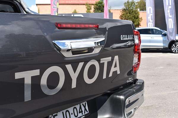 2020 Toyota Hilux SR5 GUN126R 4X4