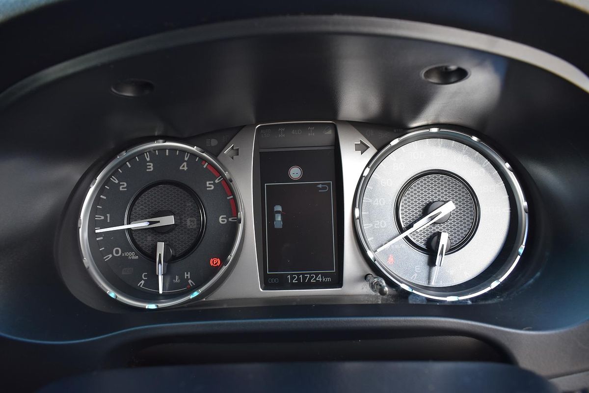 2020 Toyota Hilux SR5 GUN126R 4X4