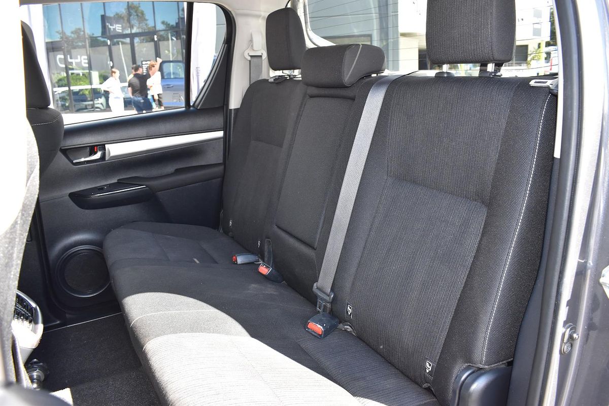 2020 Toyota Hilux SR5 GUN126R 4X4