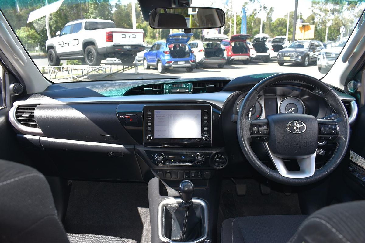 2020 Toyota Hilux SR5 GUN126R 4X4