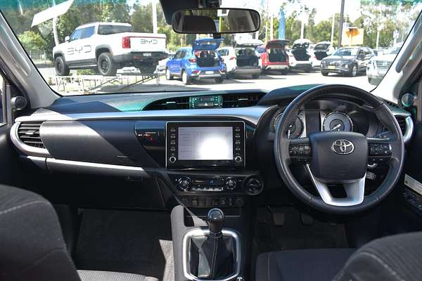 2020 Toyota Hilux SR5 GUN126R 4X4