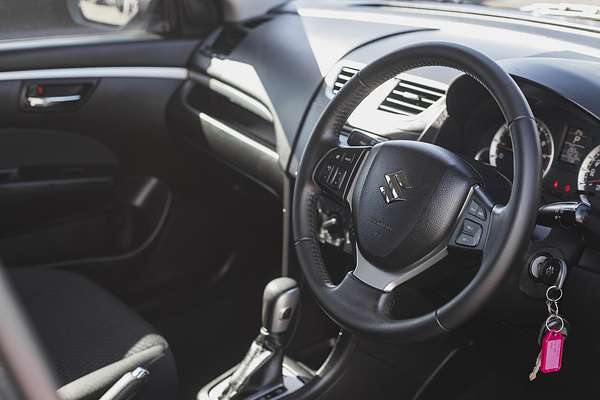 2015 Suzuki Swift GL FZ