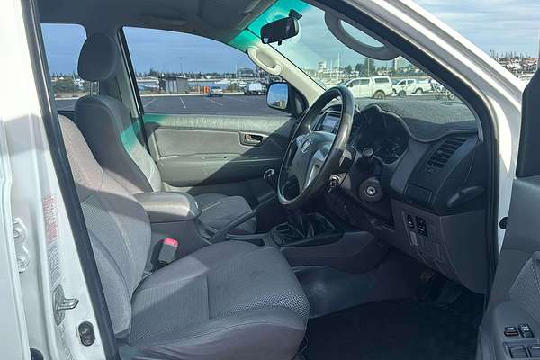 2013 Toyota Hilux SR KUN26R 4X4