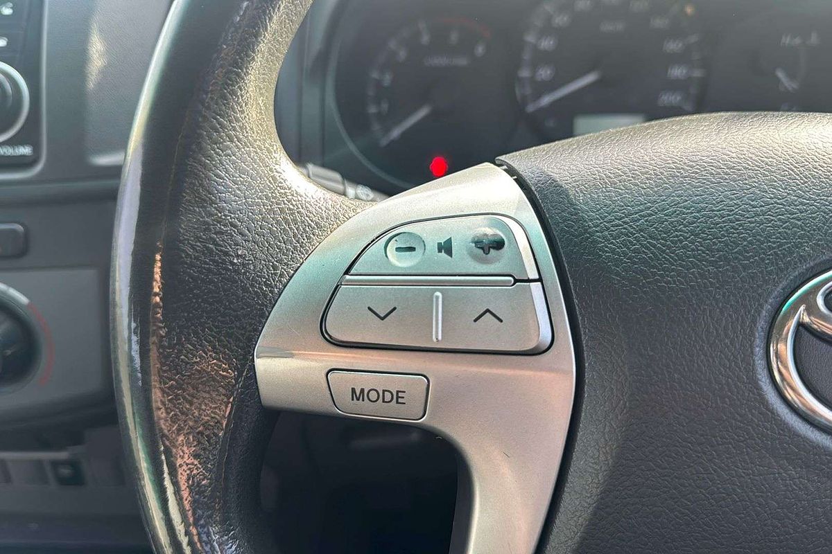2013 Toyota Hilux SR KUN26R 4X4