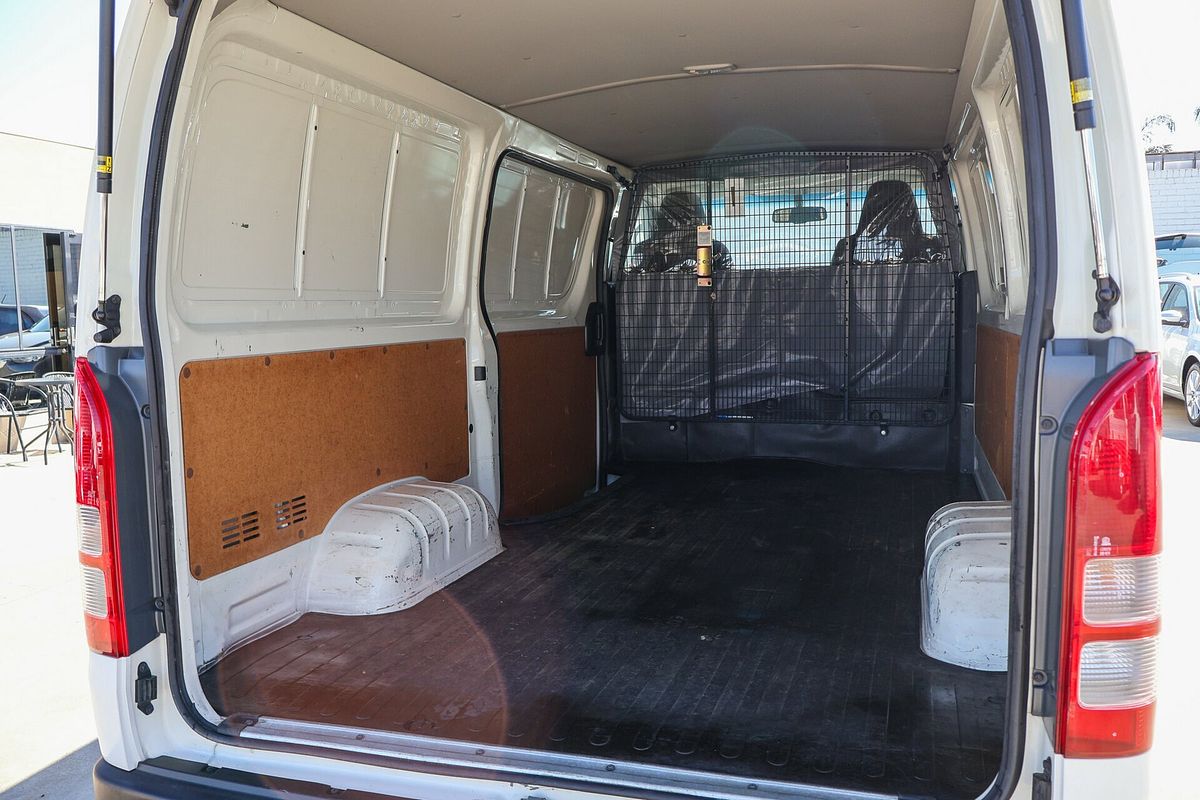 2018 Toyota Hiace KDH201R LWB