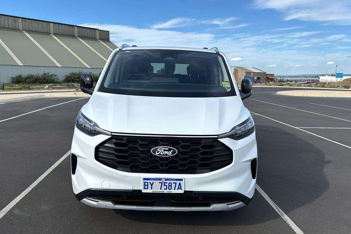 2024 Ford Tourneo Active AV SWB