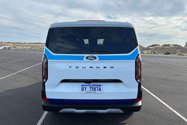 2024 Ford Tourneo Active AV SWB
