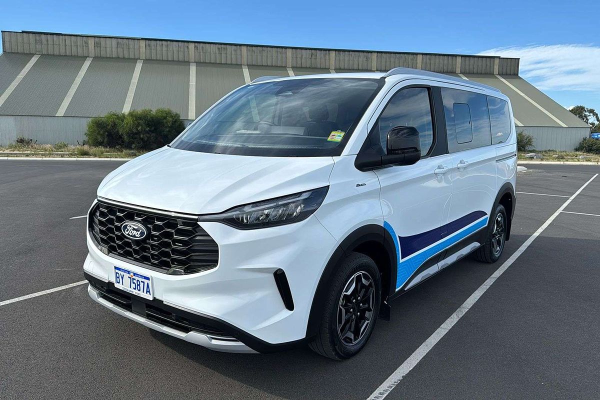 2024 Ford Tourneo Active AV SWB