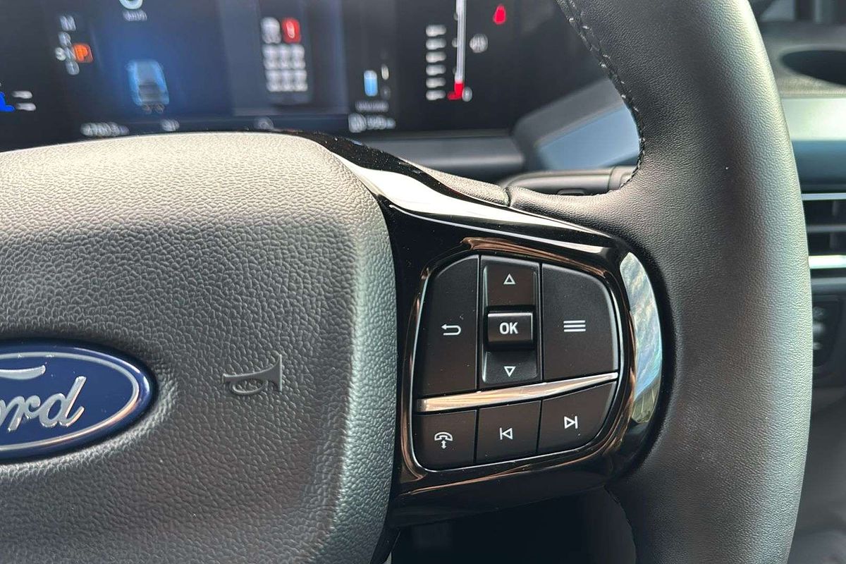 2024 Ford Tourneo Active AV SWB