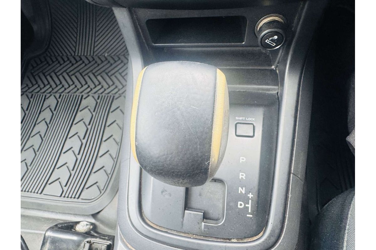 2015 Isuzu D-MAX SX High Ride Rear Wheel Drive
