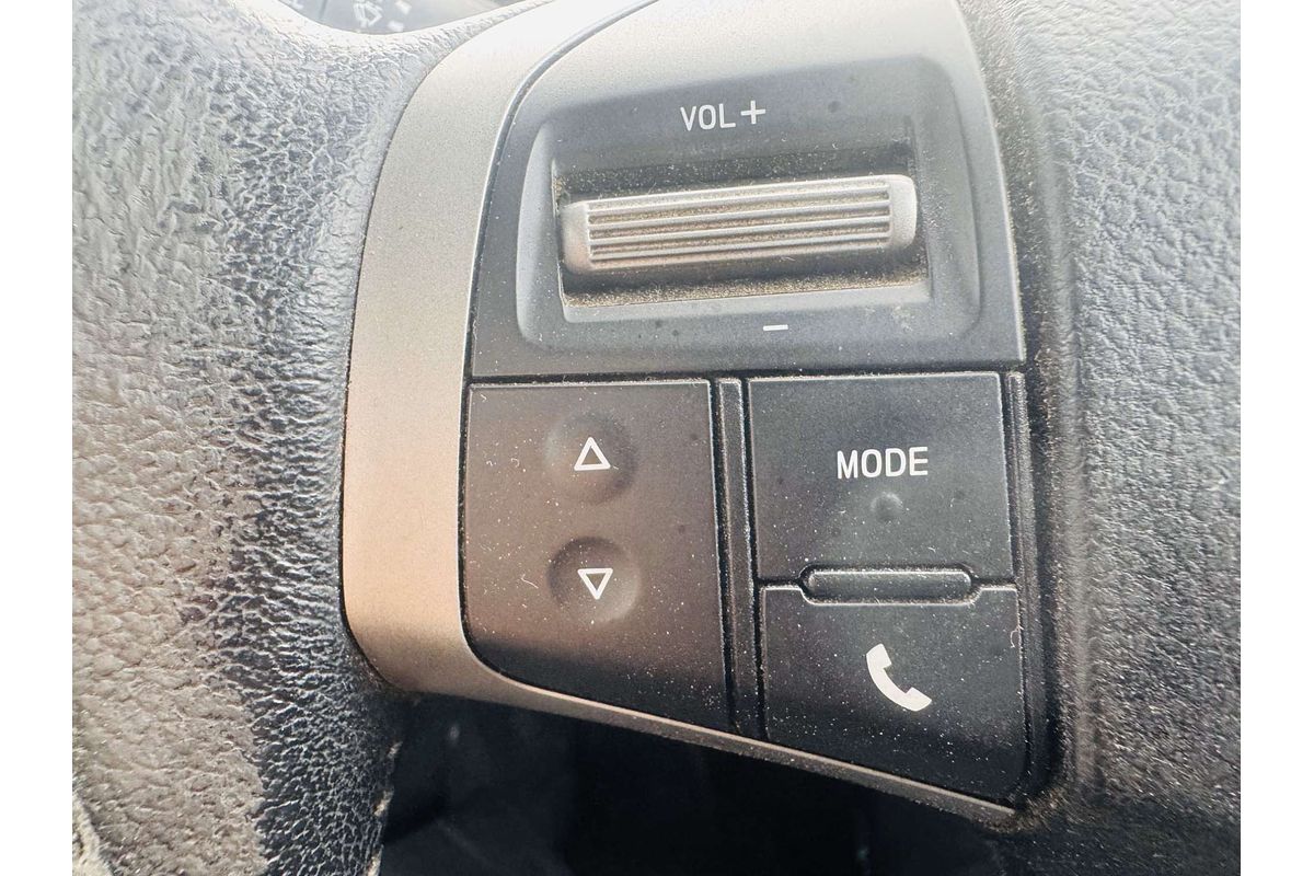 2015 Isuzu D-MAX SX High Ride Rear Wheel Drive