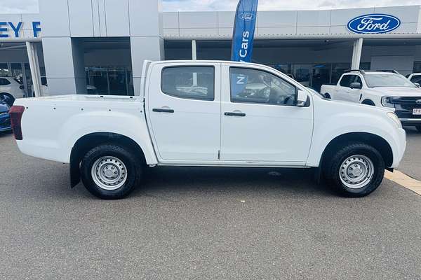 2015 Isuzu D-MAX SX High Ride Rear Wheel Drive