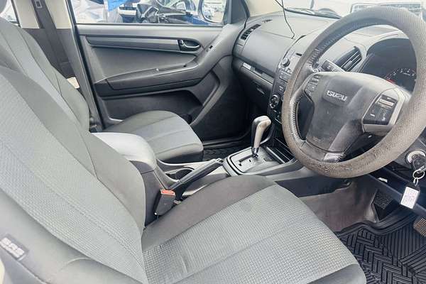 2015 Isuzu D-MAX SX High Ride Rear Wheel Drive