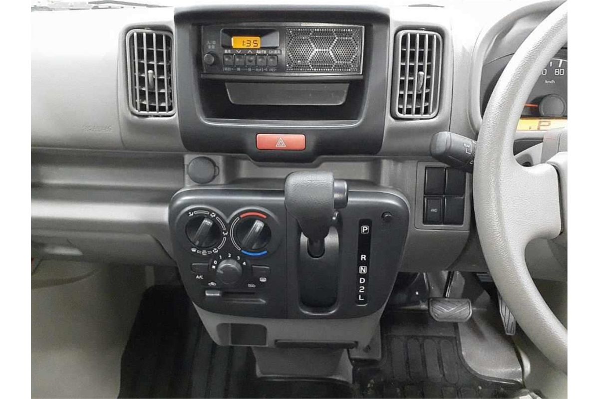 2024 Suzuki Every DA17V