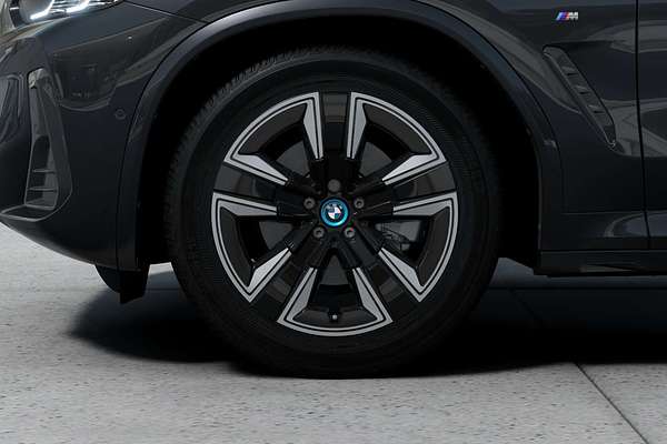 2025 BMW iX3 M Sport G08
