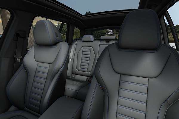 2025 BMW iX3 M Sport G08