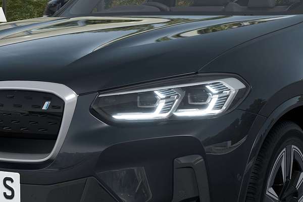 2025 BMW iX3 M Sport G08