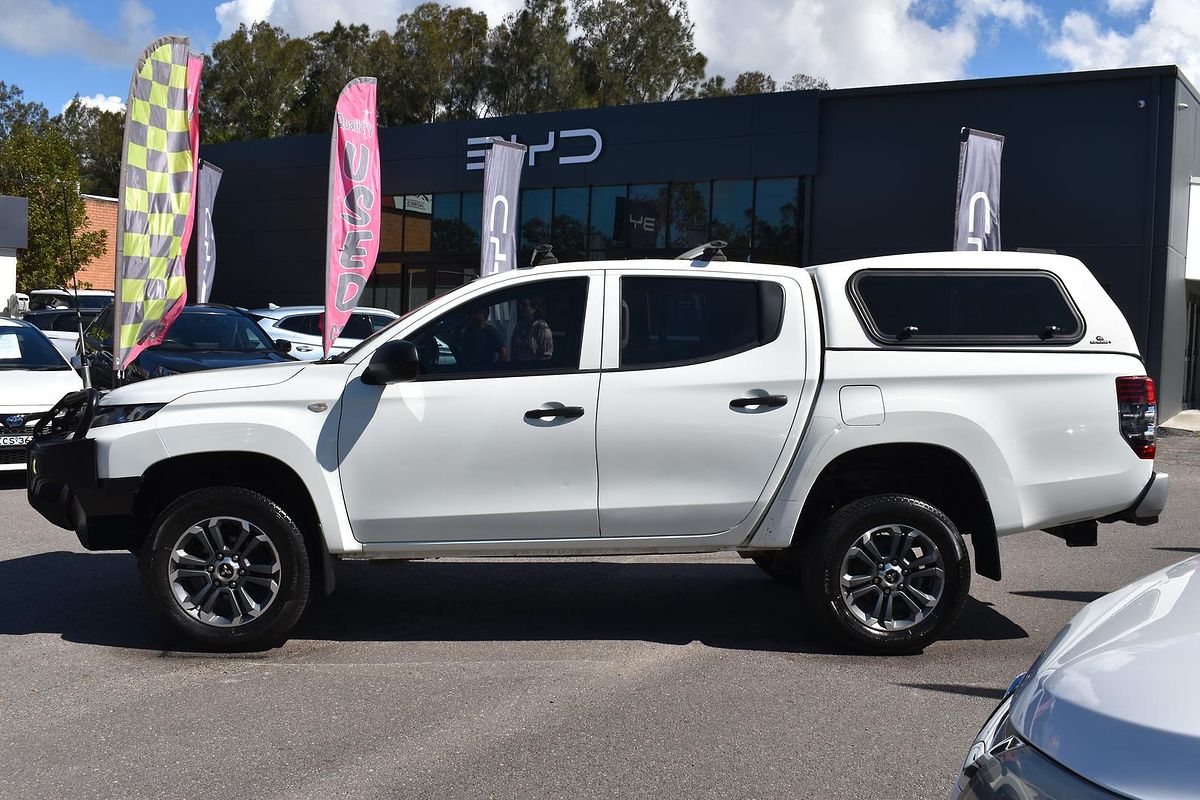 2019 Mitsubishi Triton GLX MR 4X4