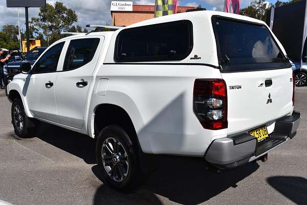 2019 Mitsubishi Triton GLX MR 4X4