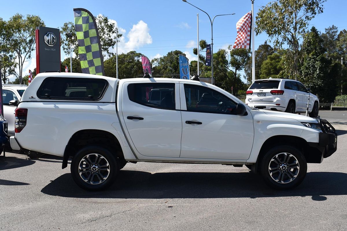 2019 Mitsubishi Triton GLX MR 4X4