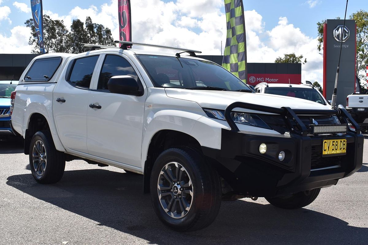 2019 Mitsubishi Triton GLX MR 4X4