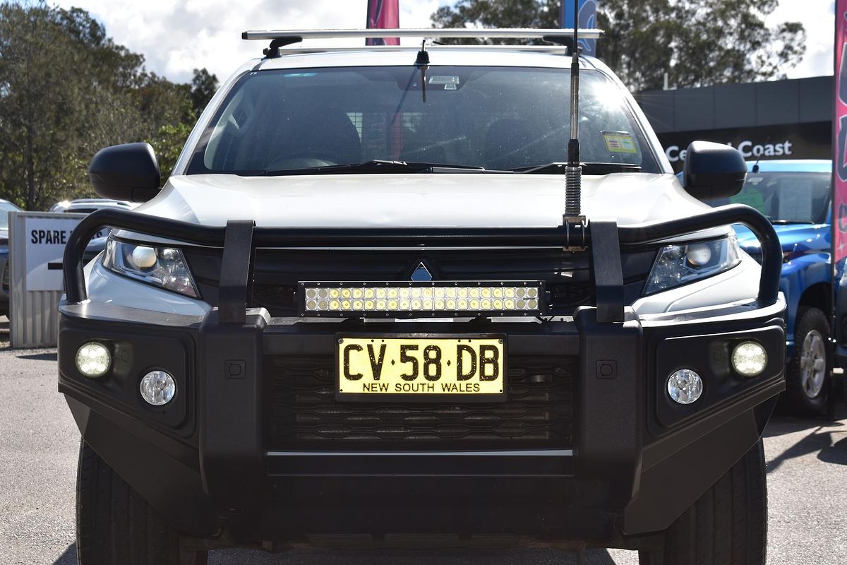 2019 Mitsubishi Triton GLX MR 4X4