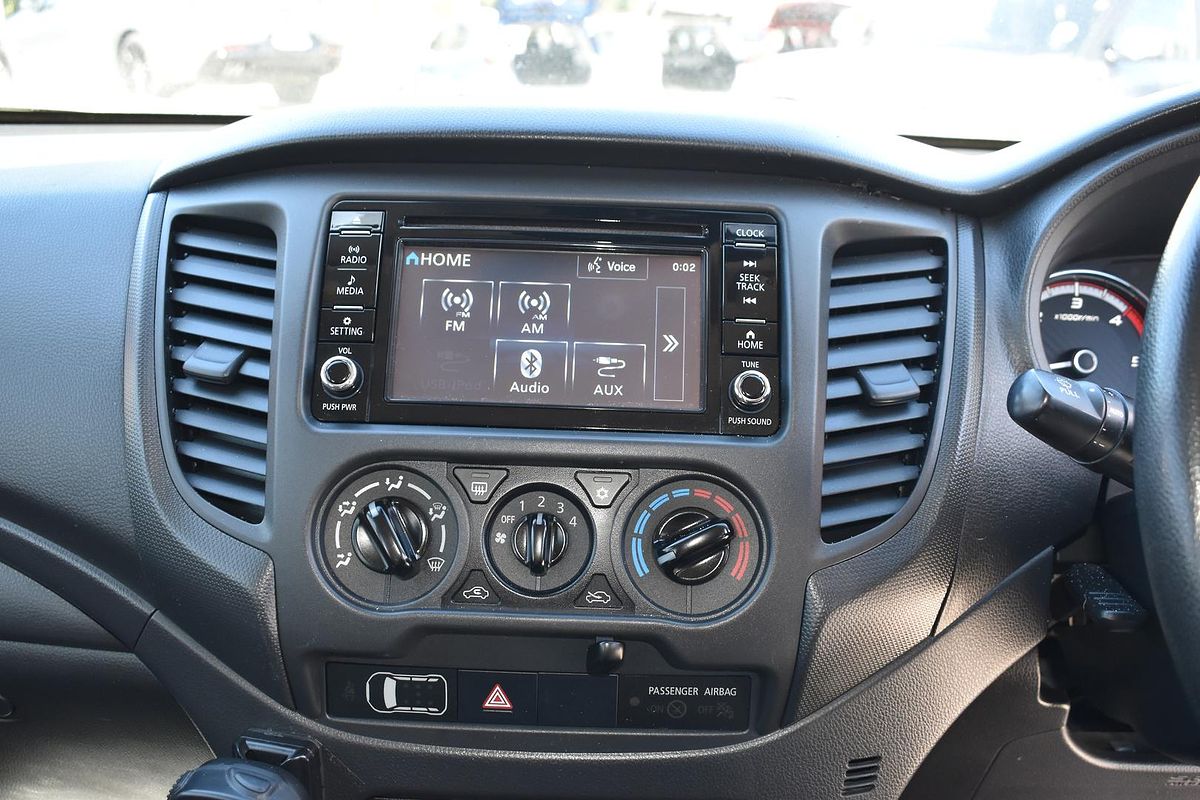 2019 Mitsubishi Triton GLX MR 4X4