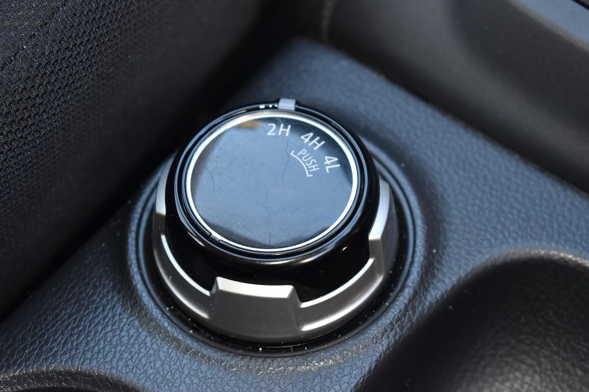 2019 Mitsubishi Triton GLX MR 4X4
