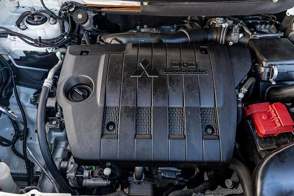2019 Mitsubishi Outlander LS ZL