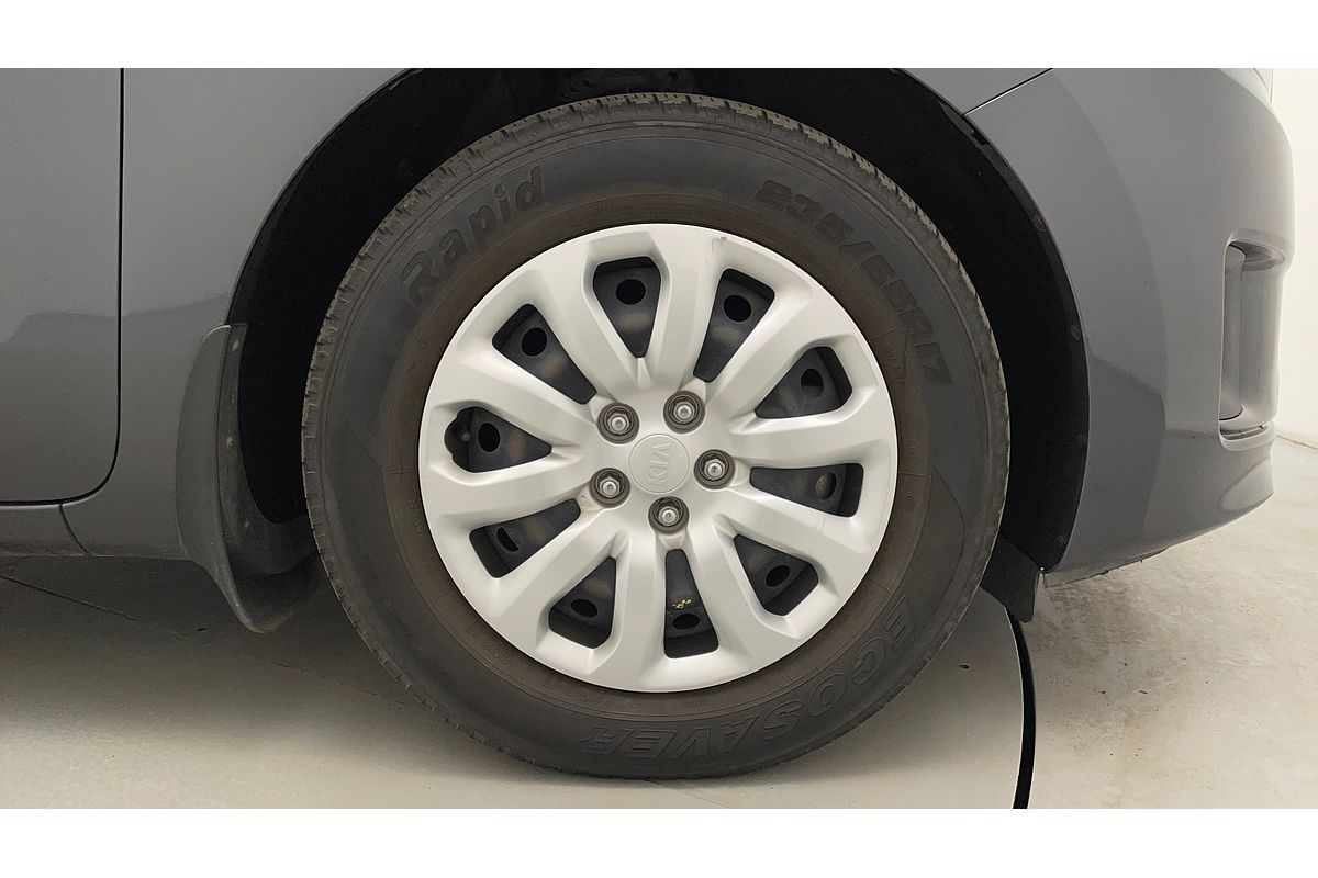 2017 Kia Carnival S YP