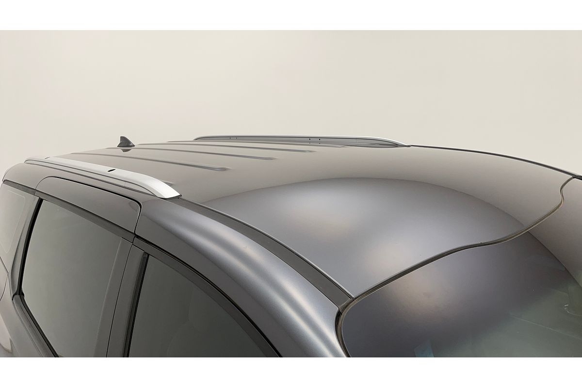 2017 Kia Carnival S YP