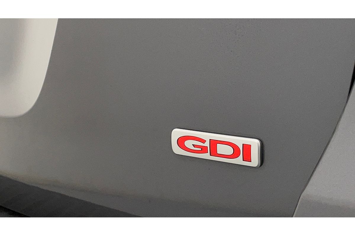 2017 Kia Carnival S YP