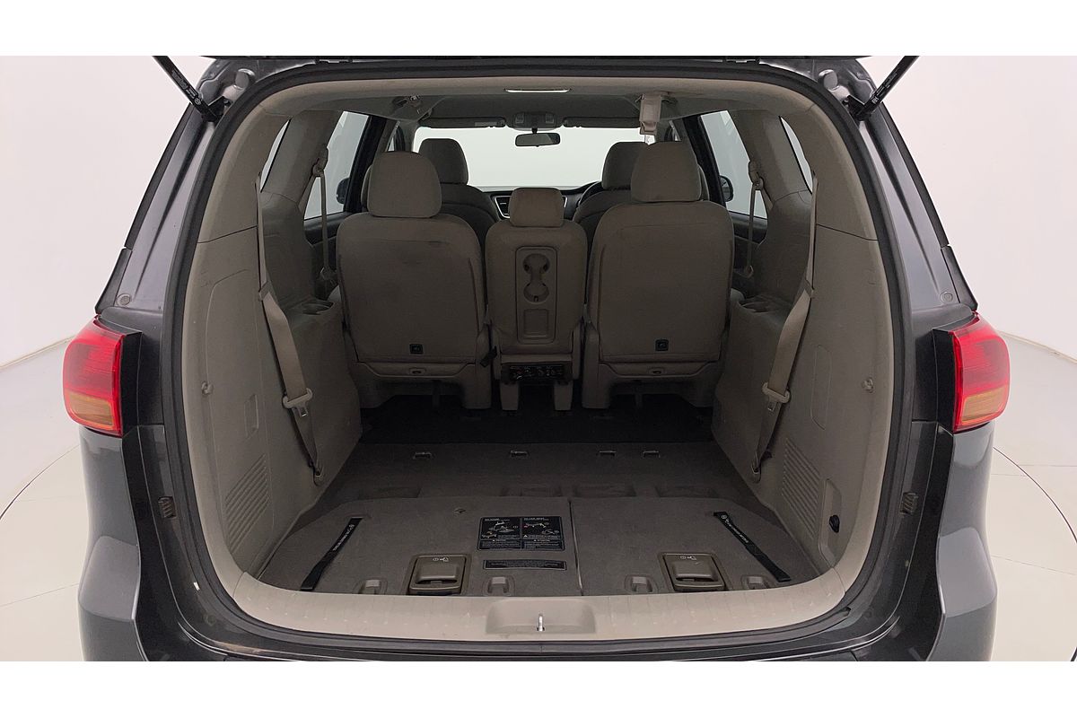 2017 Kia Carnival S YP