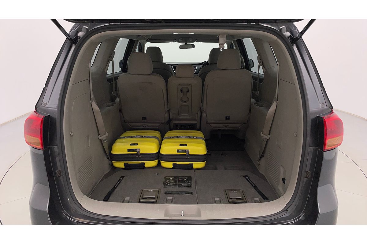 2017 Kia Carnival S YP