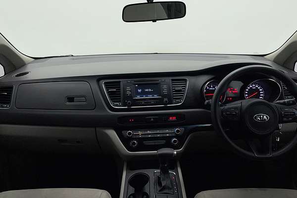2017 Kia Carnival S YP
