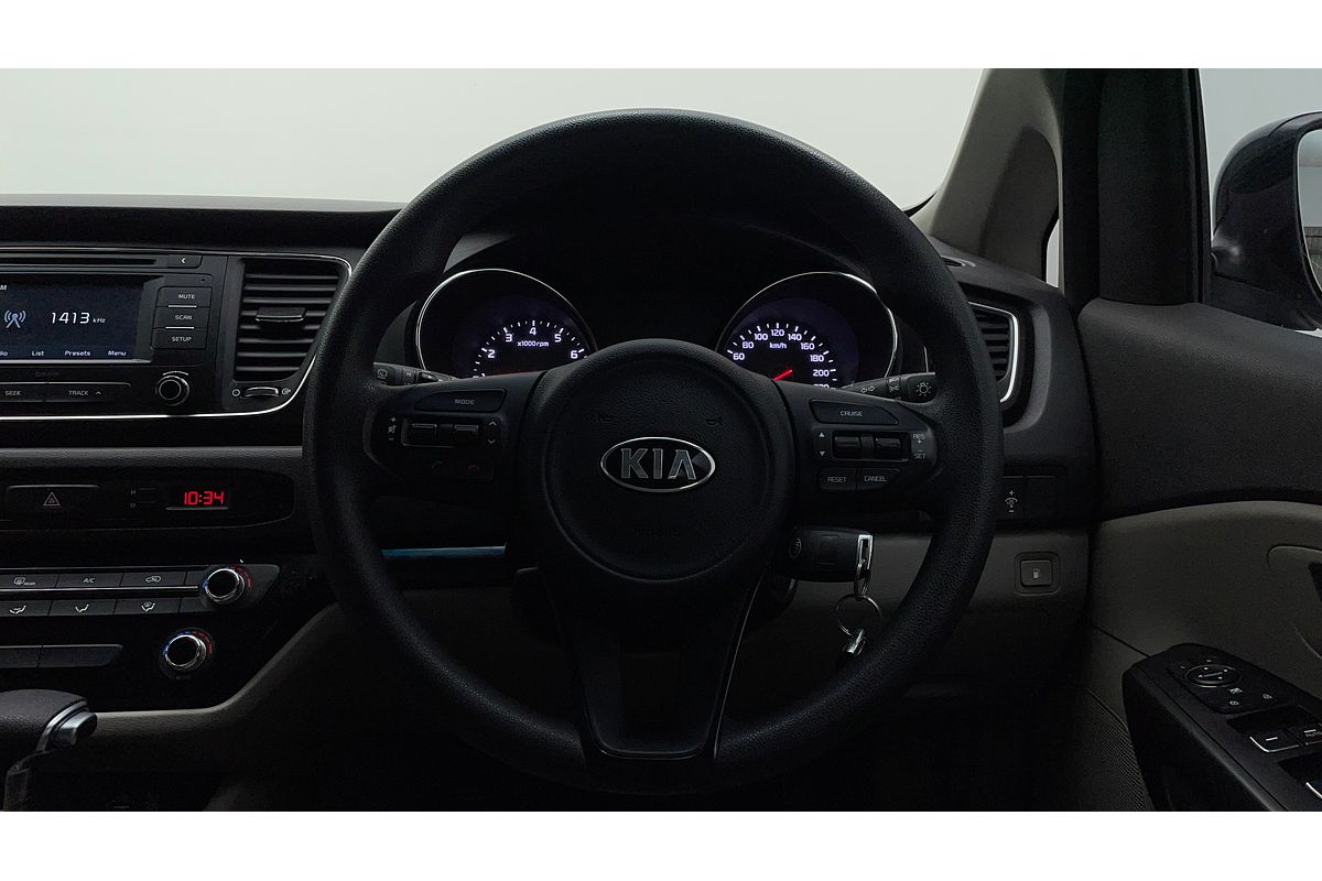 2017 Kia Carnival S YP