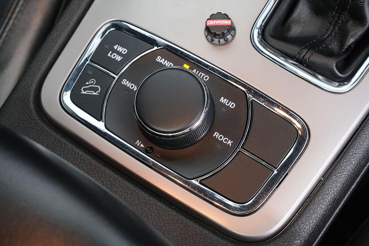 2021 Jeep Grand Cherokee Night Eagle WK
