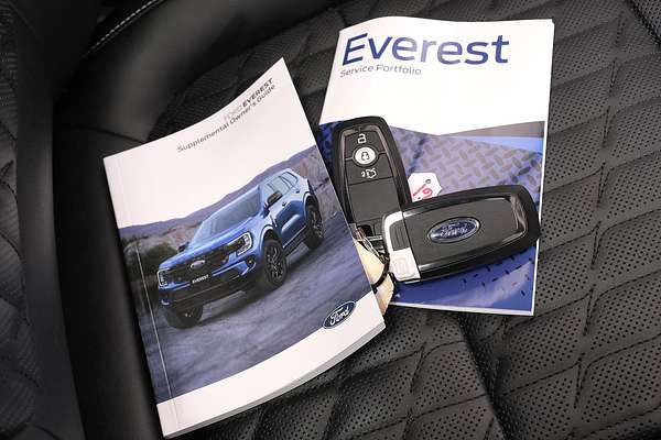 2024 Ford Everest Platinum