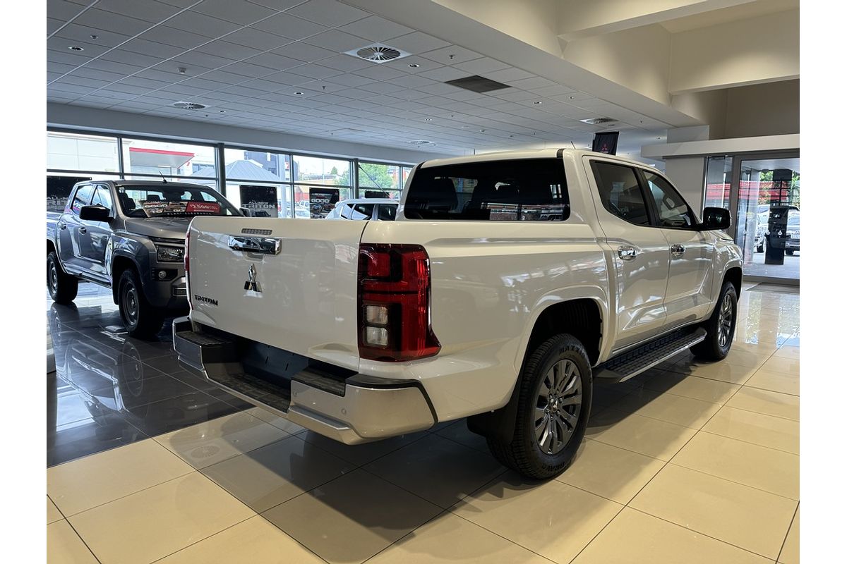 2024 Mitsubishi MV Triton GLS 2.4L D 6A/T 4X4 DC PU