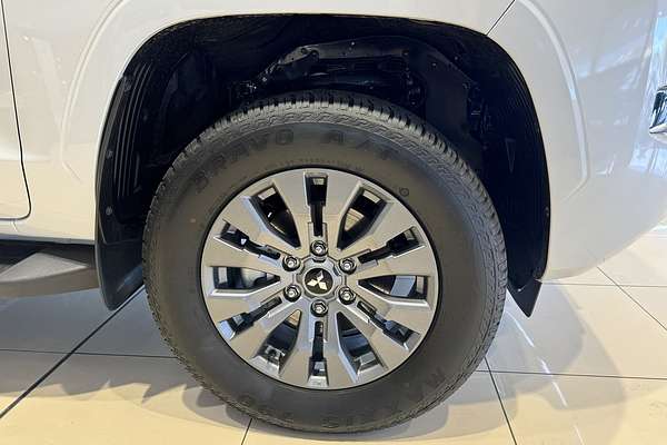 2024 Mitsubishi Triton GLS MV
