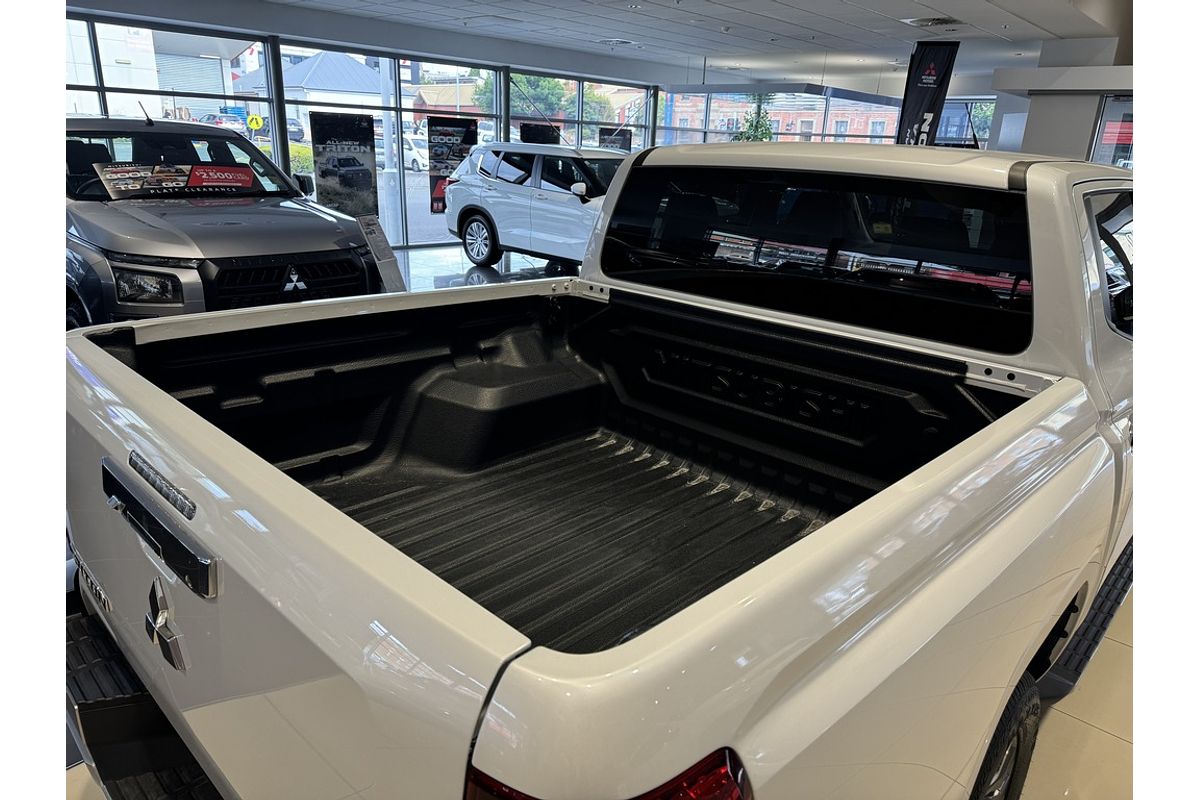 2024 Mitsubishi Triton GLS MV 4X4