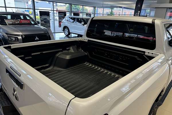 2024 Mitsubishi Triton GLS MV