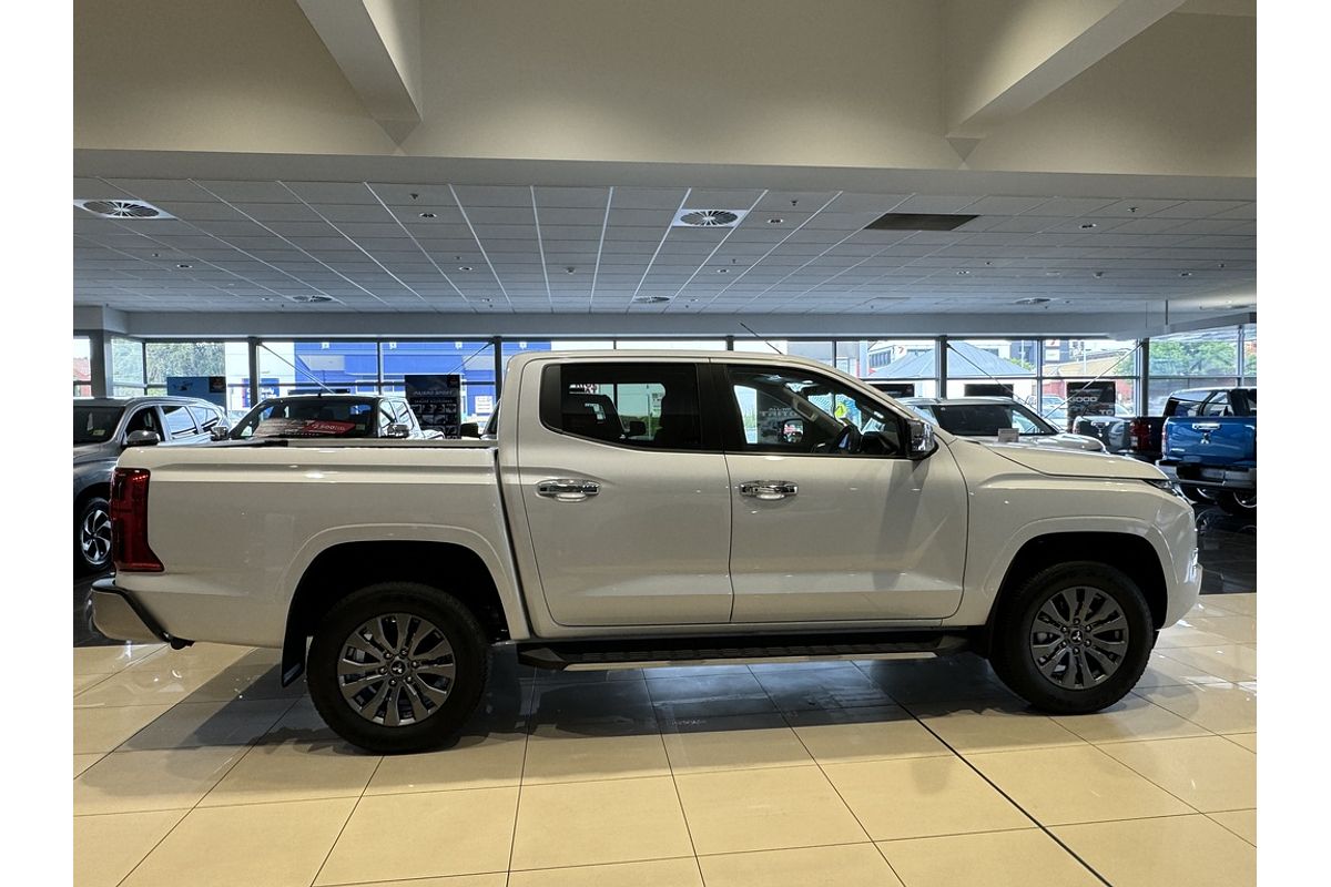 2024 Mitsubishi MV Triton GLS 2.4L D 6A/T 4X4 DC PU