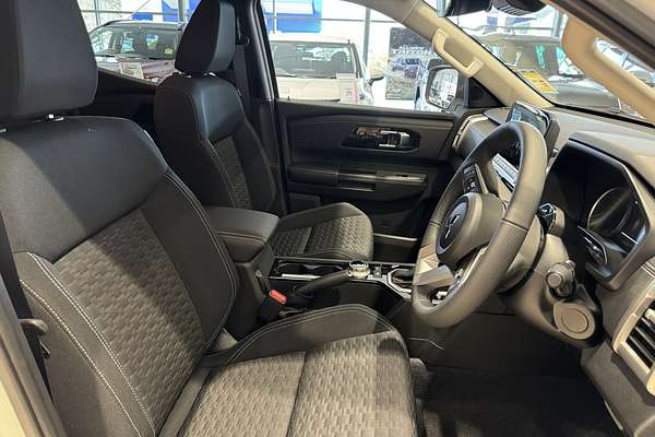 2024 Mitsubishi Triton GLS MV