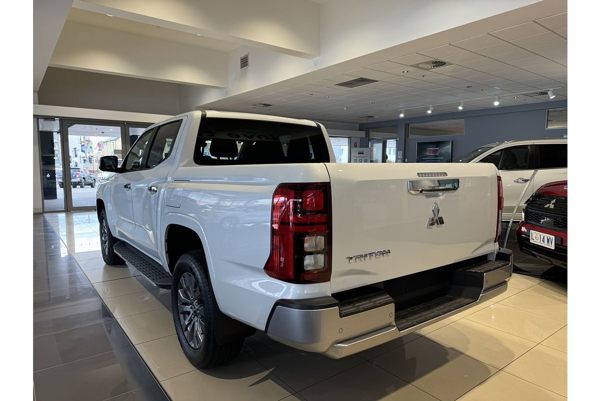 2024 Mitsubishi Triton GLS MV 4X4