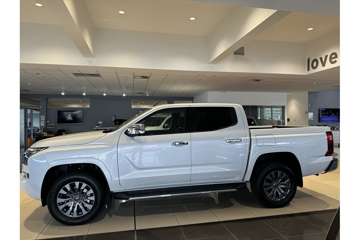 2024 Mitsubishi MV Triton GLS 2.4L D 6A/T 4X4 DC PU