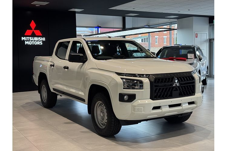 2024 Mitsubishi Triton GLX MV 4X4